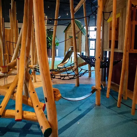 Villa Nice, Child-friendly With A Sauna In Limburg Roggel