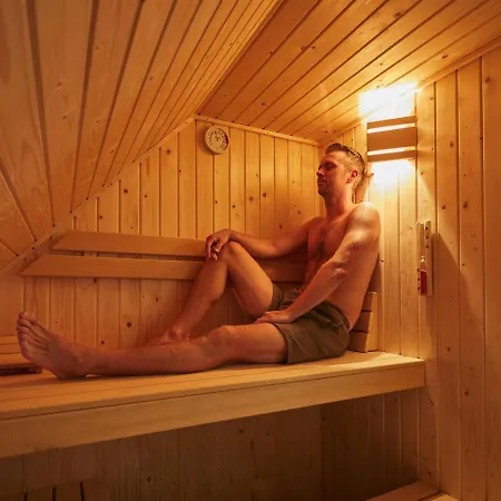 Villa Nice, Child-friendly With A Sauna In Limburg