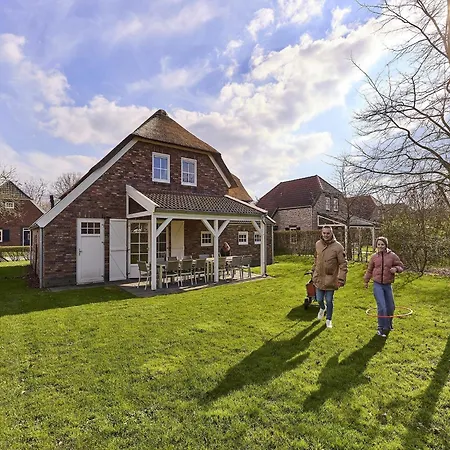 In Limburg Near Maasplassen Villa Roggel